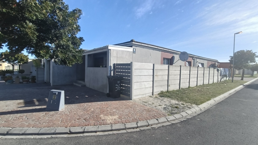 4 Bedroom Property for Sale in Sunset Glen Western Cape